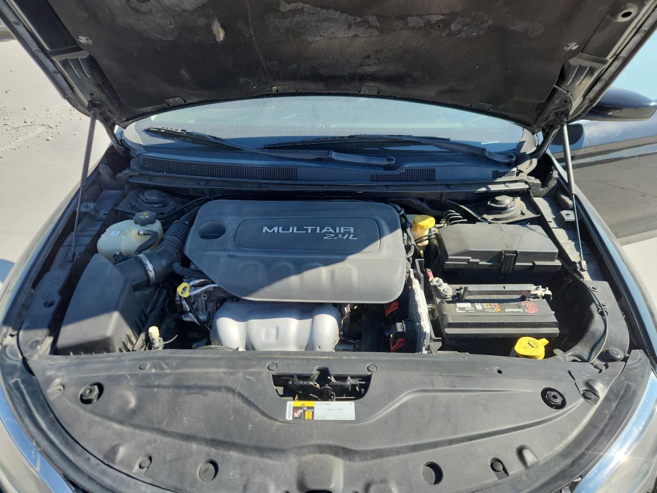 2015 Chrysler 200 Limited VIN: 1C3CCCAB6FN600365 Lot: 87268465