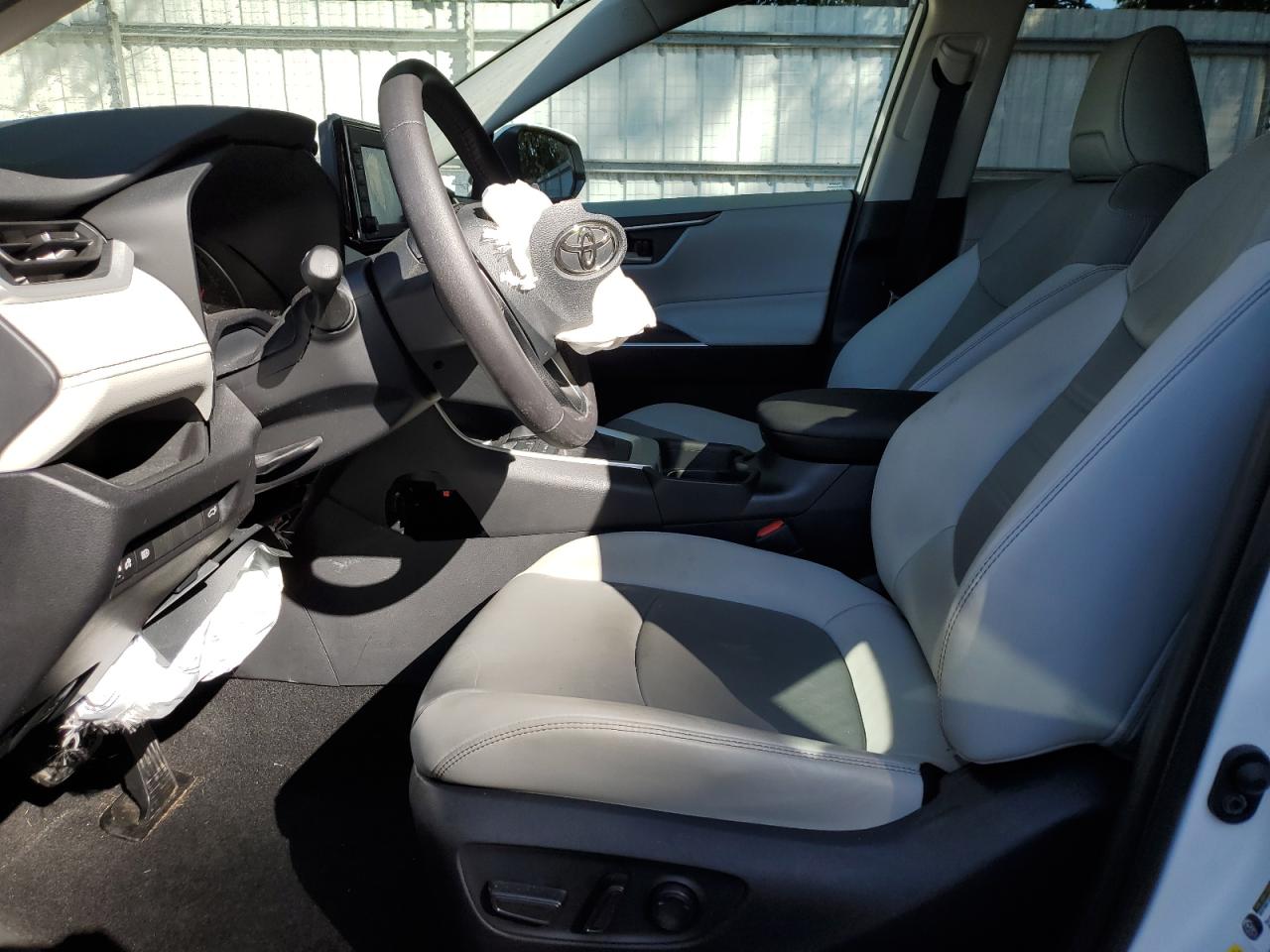 2020 Toyota Rav4 Xle Premium VIN: 2T3C1RFV7LC085759 Lot: 82185865