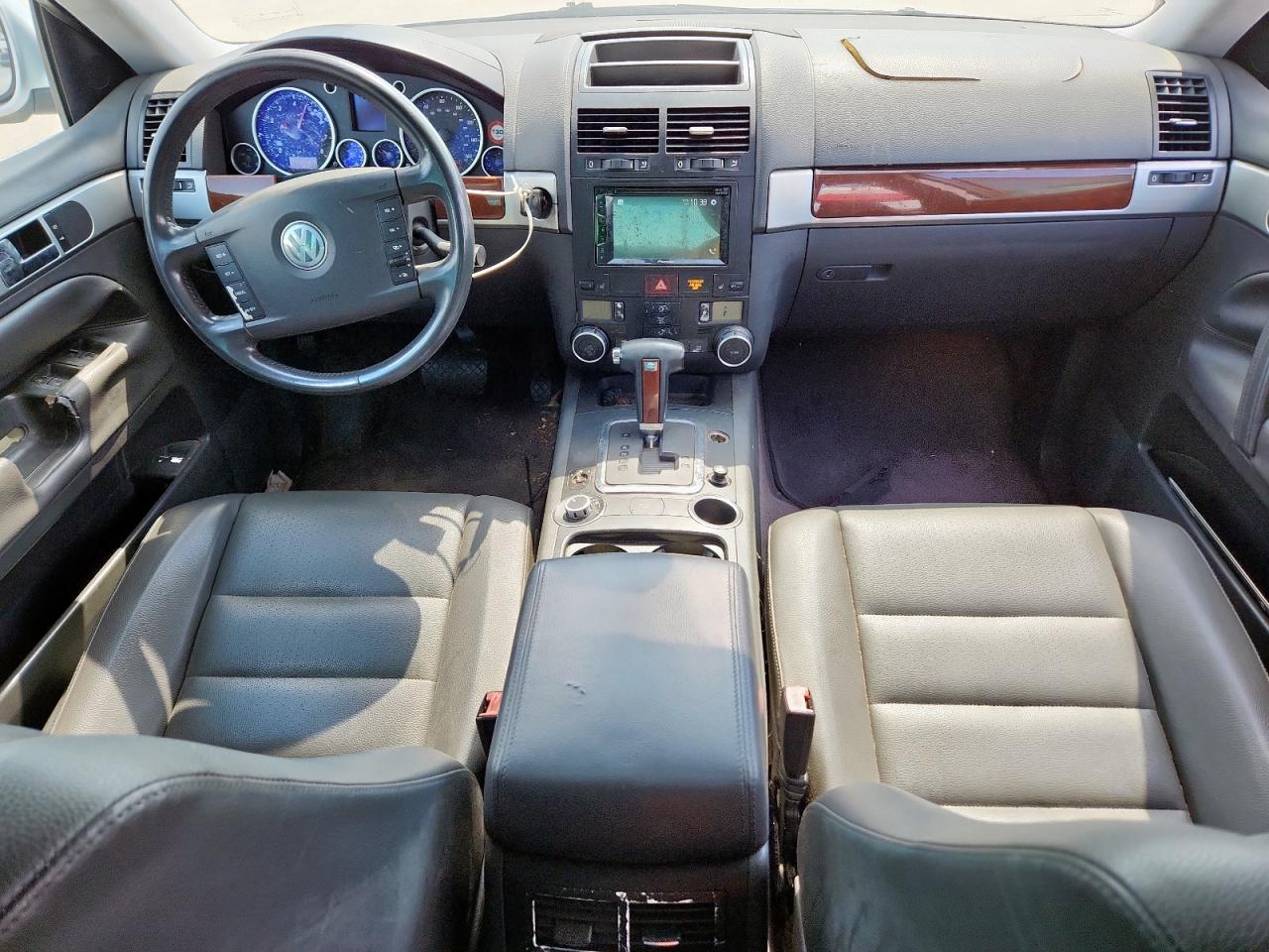 2005 Volkswagen Touareg 3.2 VIN: WVGBG77L85D011921 Lot: 85101015