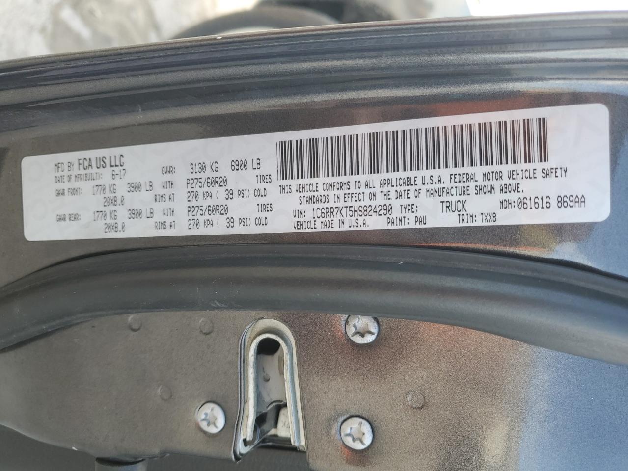 2017 Ram 1500 St VIN: 1C6RR7KT5HS824290 Lot: 84465175