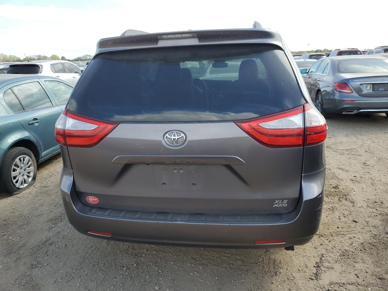 2015 Toyota Sienna Xle VIN: 5TDDK3DC9FS101335 Lot: 84937255