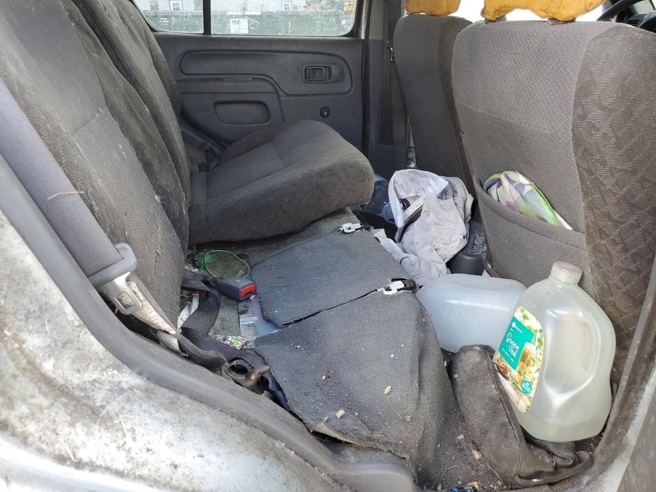 2001 Nissan Xterra Xe VIN: 5N1DD28T81C525979 Lot: 84904635