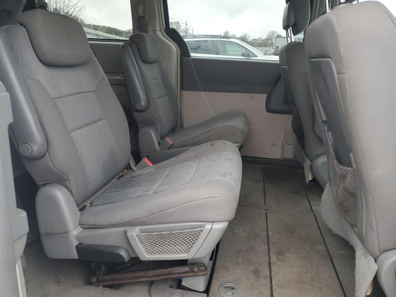 2010 Chrysler Town & Country Touring VIN: 2A4RR5D18AR450557 Lot: 90460425