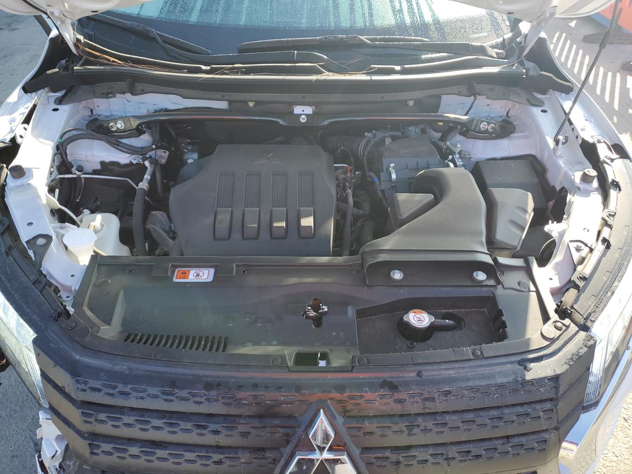 2025 Mitsubishi Eclipse Cross Se VIN: JA4ATWAA3SZ006695 Lot: 85090545