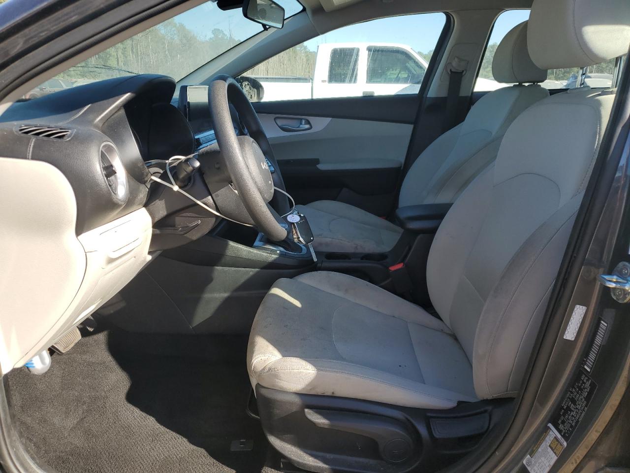 2023 Kia Forte Lx VIN: 3KPF24AD2PE542893 Lot: 89703595