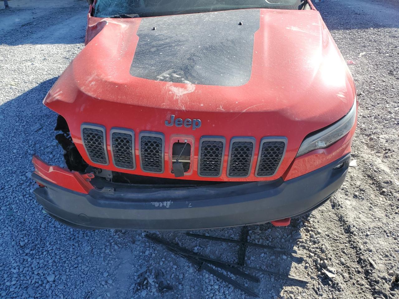 2019 Jeep Cherokee Trailhawk VIN: 1C4PJMBX2KD298687 Lot: 86697315