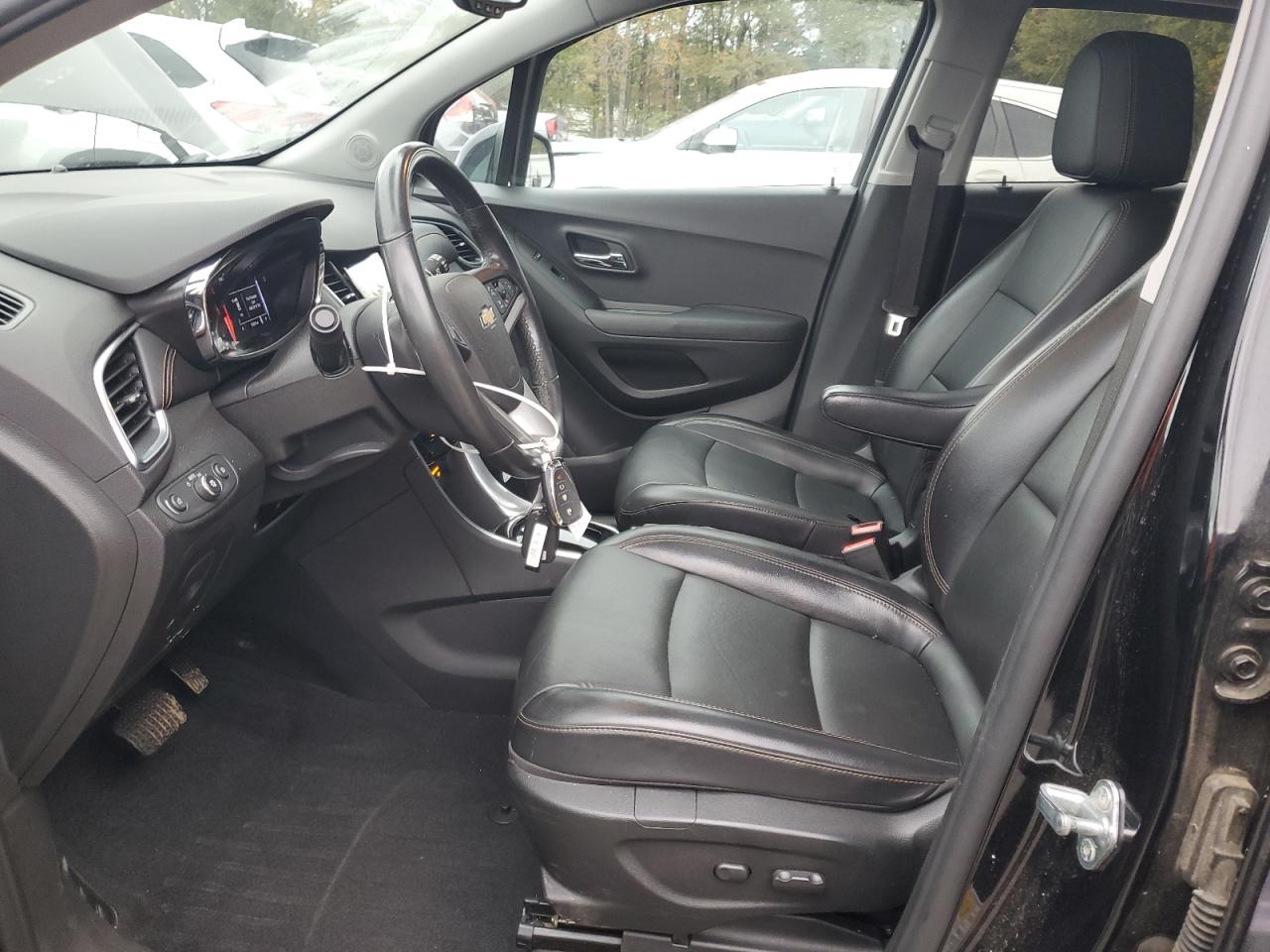 2019 Chevrolet Trax Premier VIN: 3GNCJMSB6KL162860 Lot: 90325915