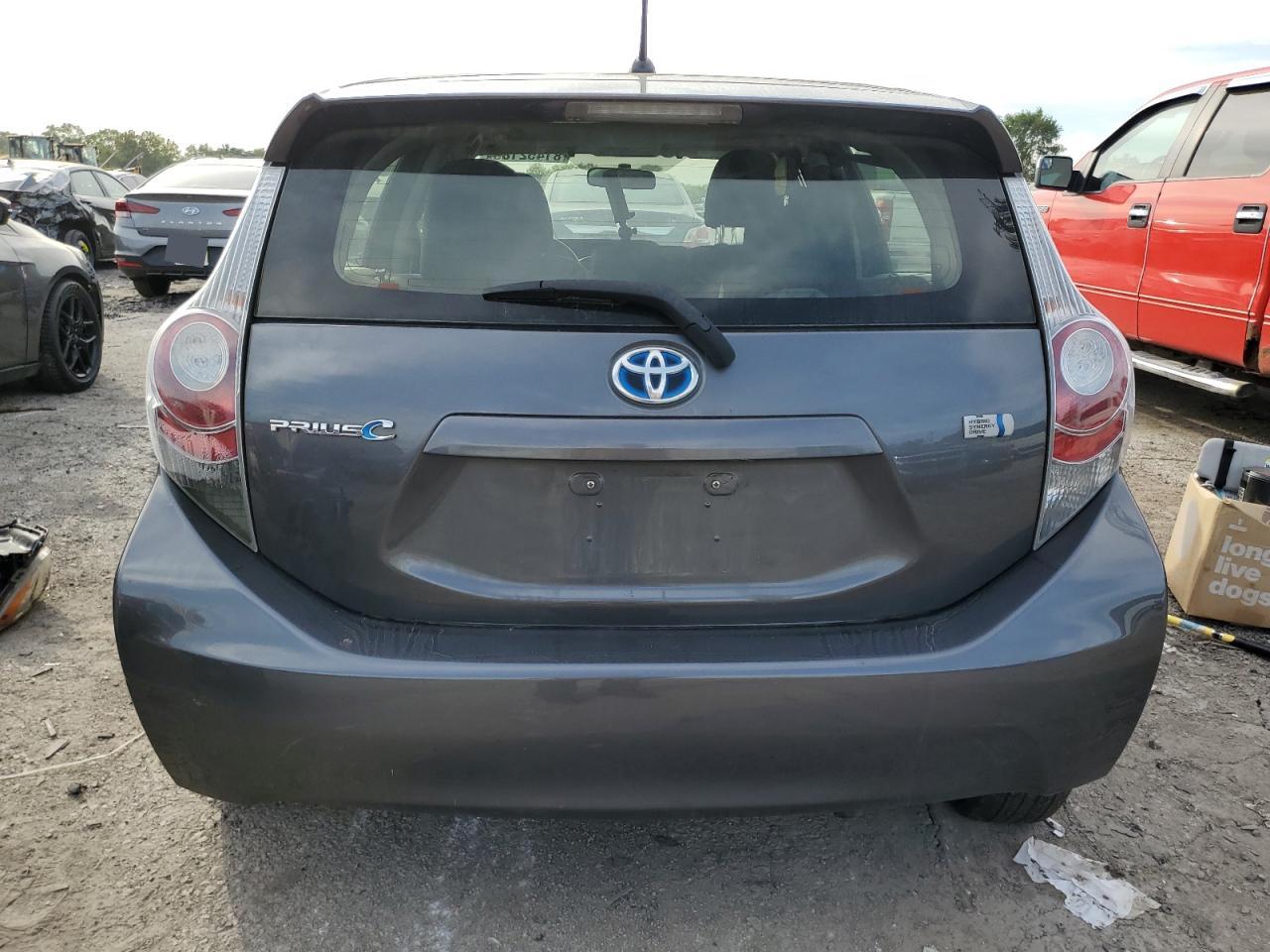 2014 Toyota Prius C VIN: JTDKDTB32E1074155 Lot: 81452185