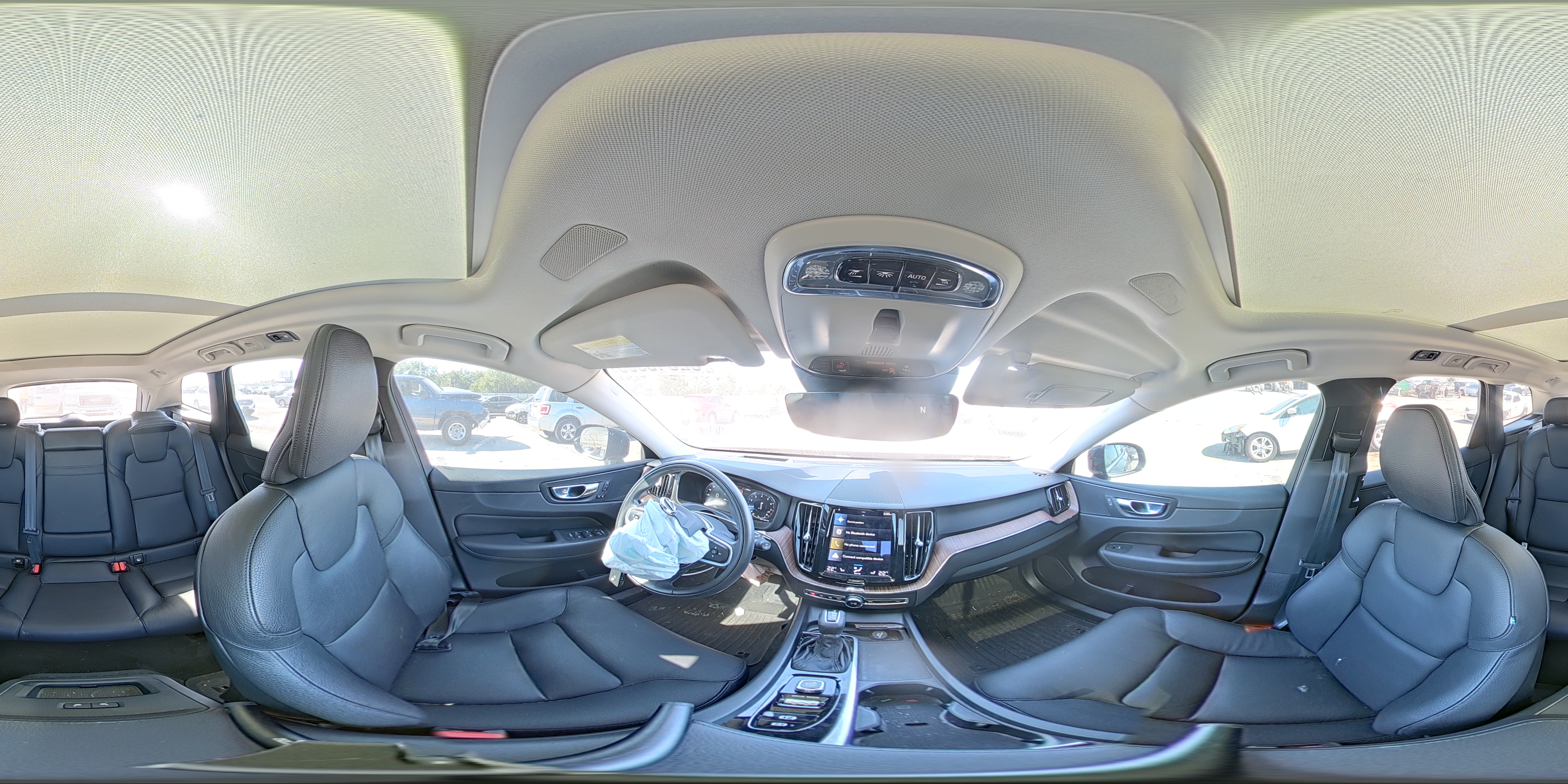 2021 Volvo Xc60 T5 Momentum VIN: YV4102RK7M1869468 Lot: 82345965