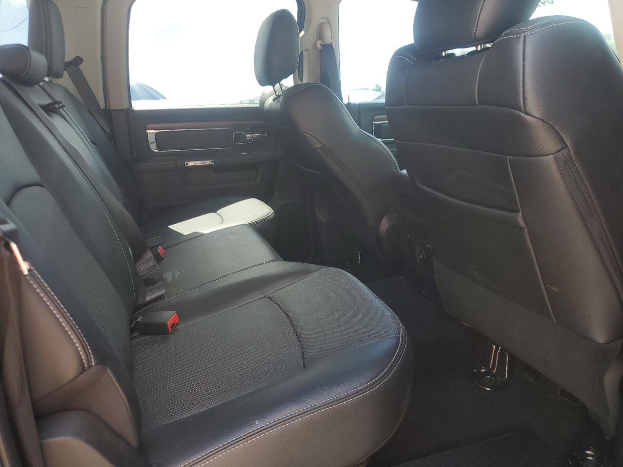 2017 Ram 1500 Laramie VIN: 1C6RR7NT1HS691085 Lot: 84740865