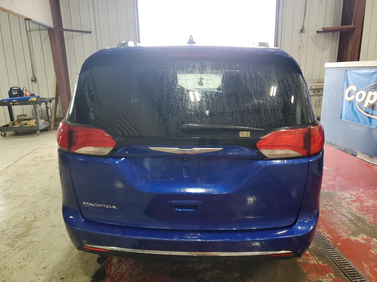 2018 Chrysler Pacifica Touring L VIN: 2C4RC1BG8JR235736 Lot: 86525375