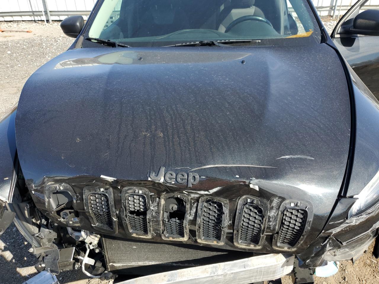 2016 Jeep Cherokee Sport VIN: 1C4PJMAS9GW327829 Lot: 82773925