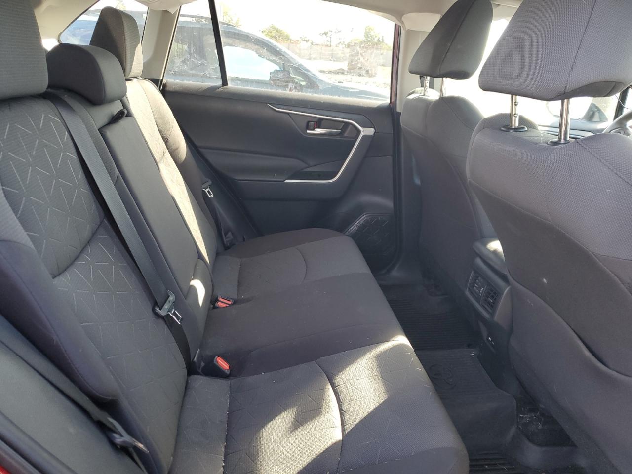 2021 Toyota Rav4 Xle VIN: 2T3P1RFV0MW236331 Lot: 86077805