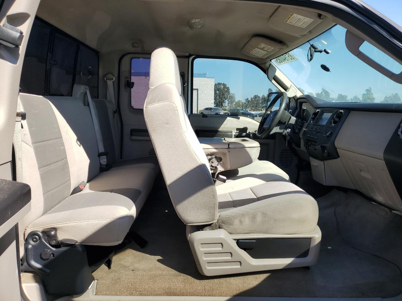 2008 Ford F250 Super Duty VIN: 1FTSX20538EB18327 Lot: 85194085