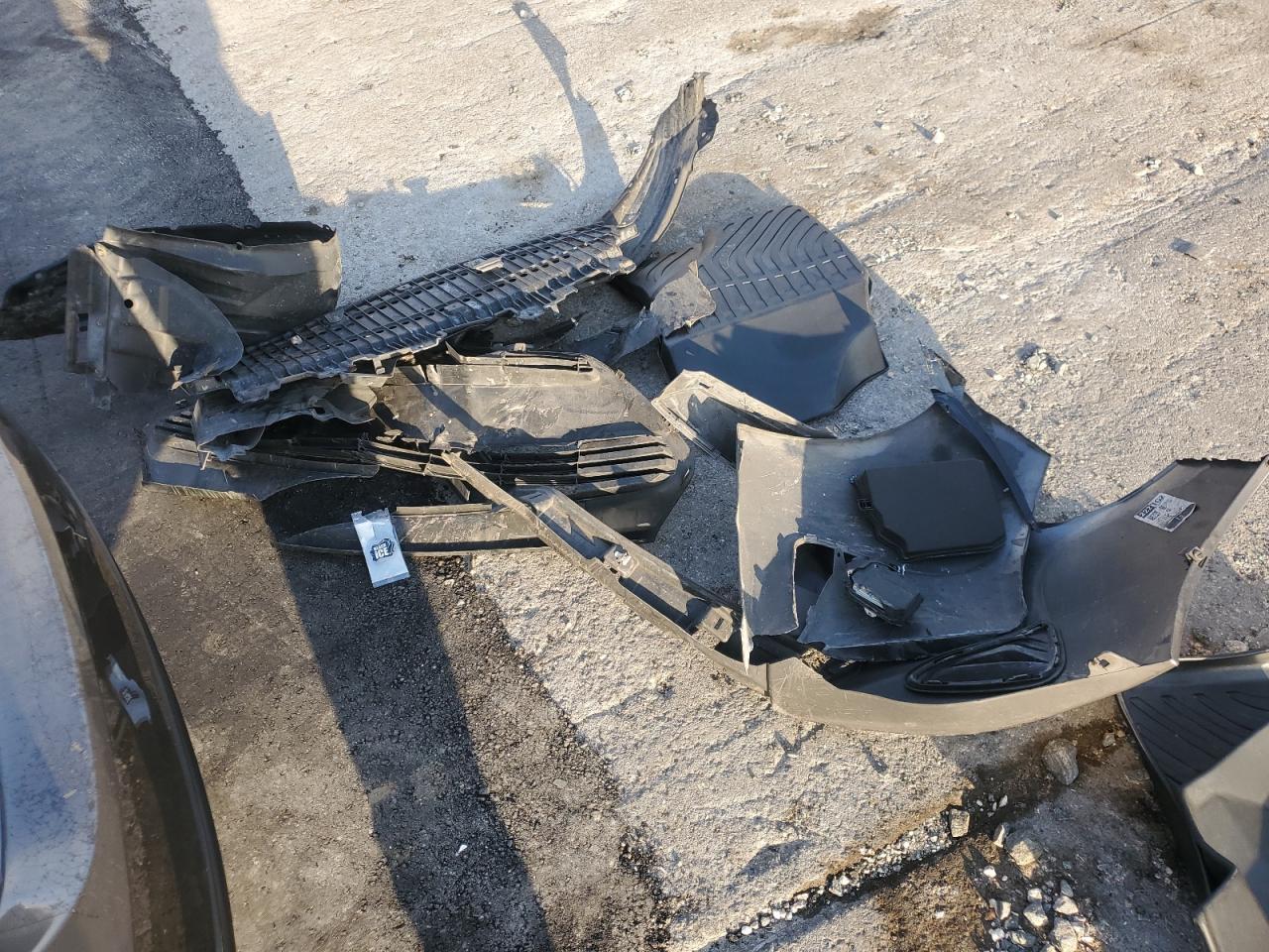 2019 Toyota Corolla L VIN: 2T1BURHE3KC197711 Lot: 85414045