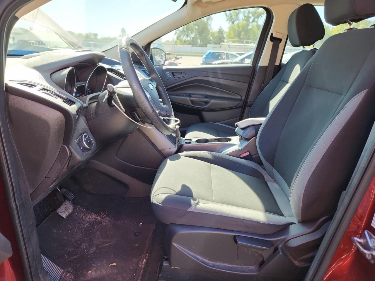 2015 Ford Escape S VIN: 1FMCU0F73FUB81193 Lot: 89526455