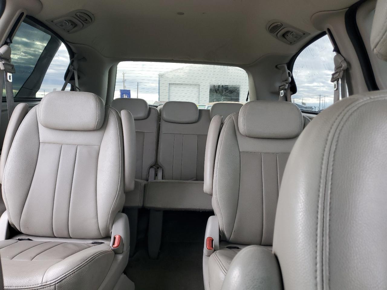 2006 Chrysler Town & Country Touring VIN: 2A4GP54L56R739465 Lot: 84757235