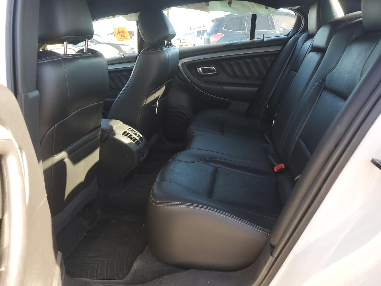 2015 Ford Taurus Sel VIN: 1FAHP2E83FG192108 Lot: 82410495