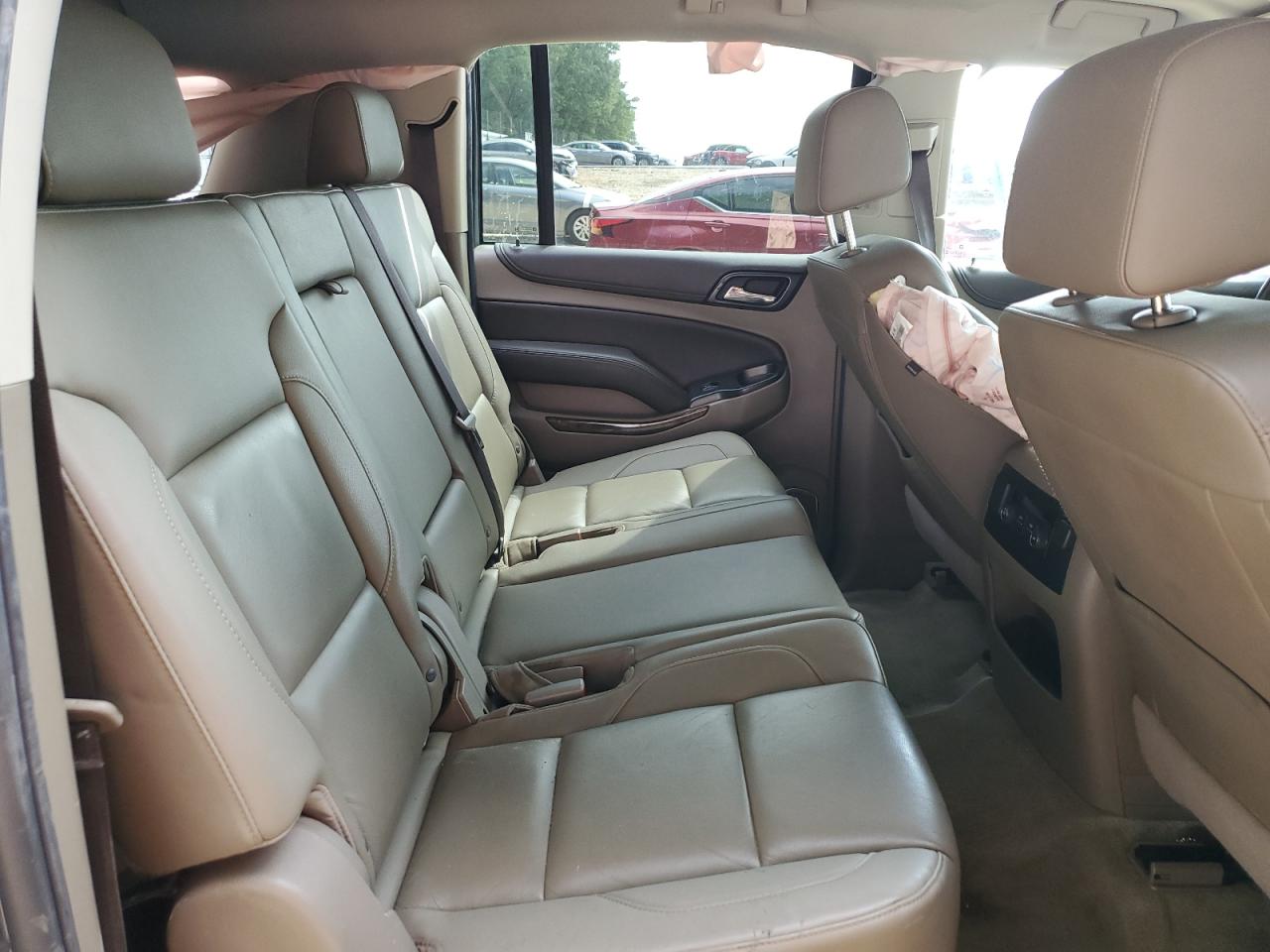 2017 Chevrolet Suburban C1500 Lt VIN: 1GNSCHKC1HR221207 Lot: 81977145