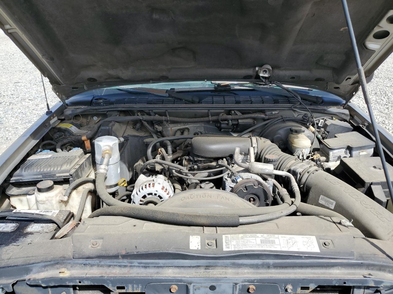 2000 Chevrolet Blazer VIN: 1GNDT13W7Y2318669 Lot: 84864105