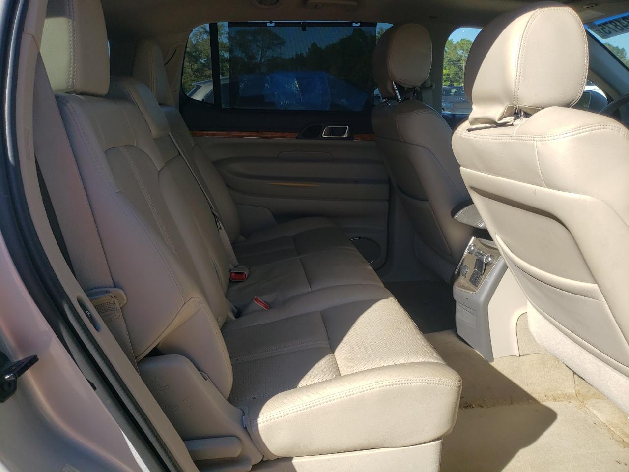 2011 Lincoln Mkt VIN: 2LMHJ5AT2BBJ53437 Lot: 85934875