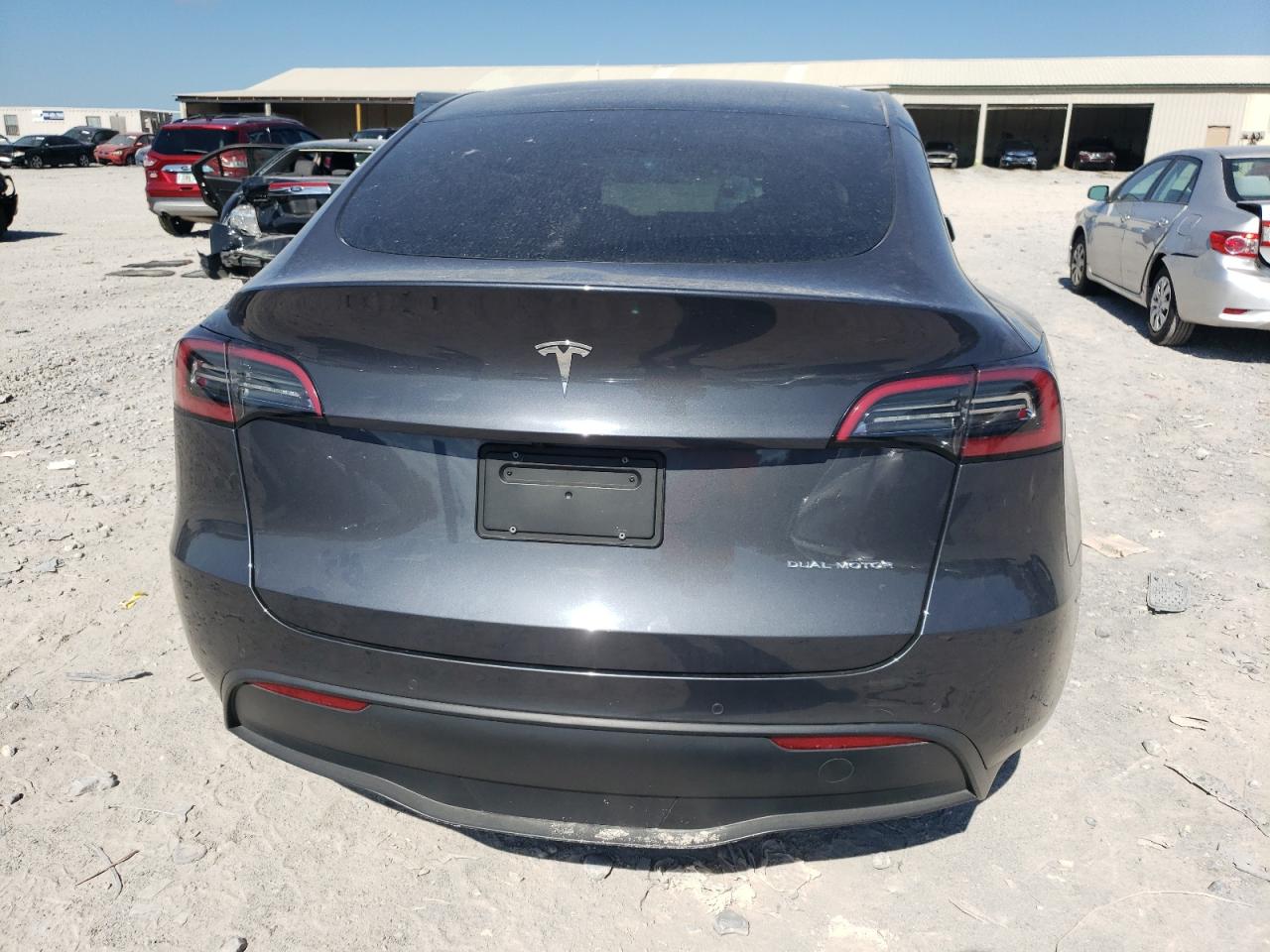 2022 Tesla Model Y VIN: 7SAYGAEE7NF433884 Lot: 81684165