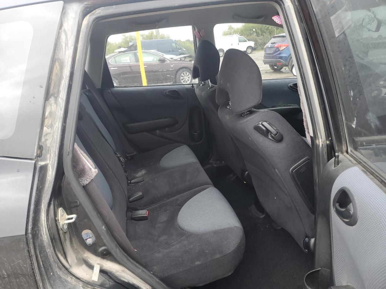 2007 Honda Fit S VIN: JHMGD38677S024970 Lot: 82258255