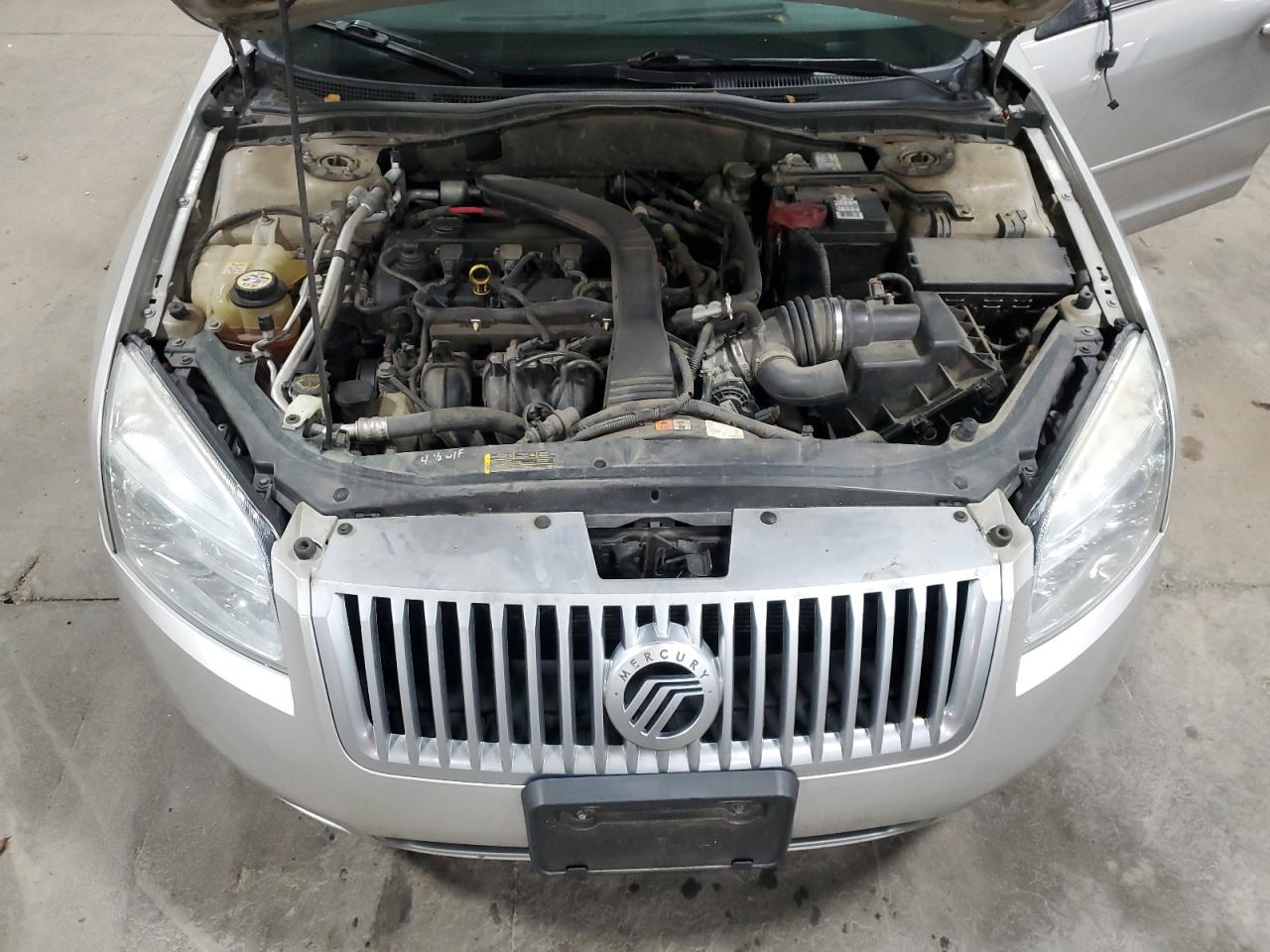 2008 Mercury Milan VIN: 3MEHM07ZX8R645583 Lot: 90110555