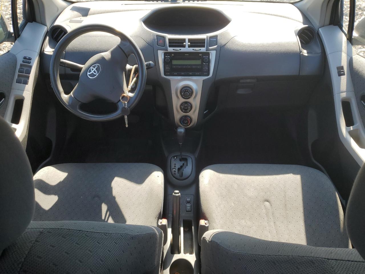 2010 Toyota Yaris VIN: JTDKT4K37A5303375 Lot: 84184305