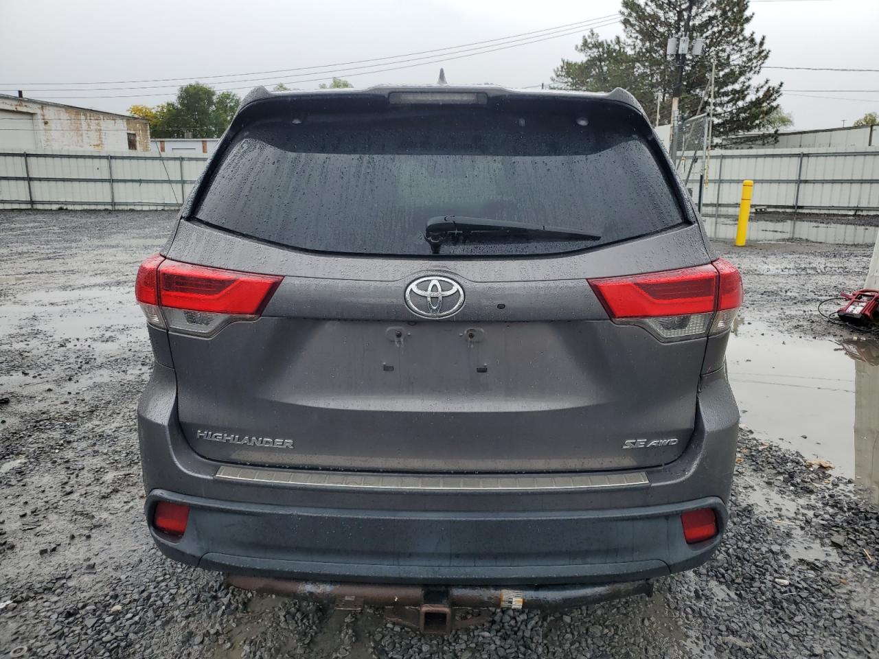 2017 Toyota Highlander Se VIN: 5TDJZRFH8HS371637 Lot: 84595555