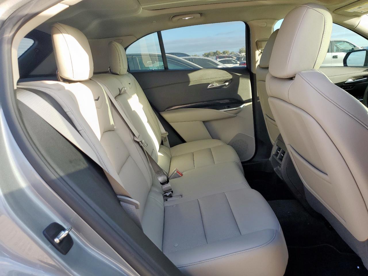 2023 Cadillac Xt4 Premium Luxury VIN: 1GYFZCR45PF122362 Lot: 86334285