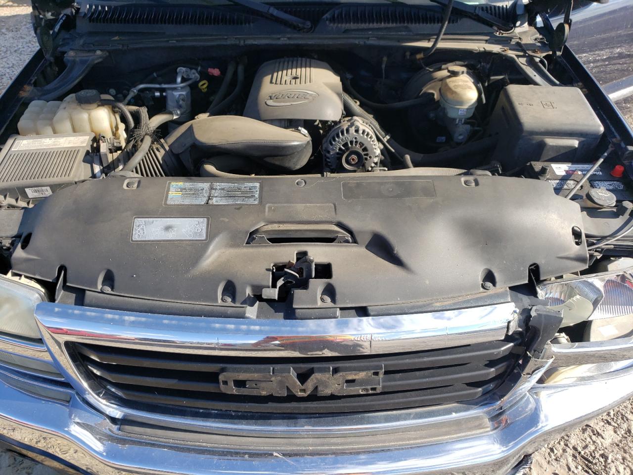 2005 GMC New Sierra VIN: 2GTEC13T51117445 Lot: 90513055