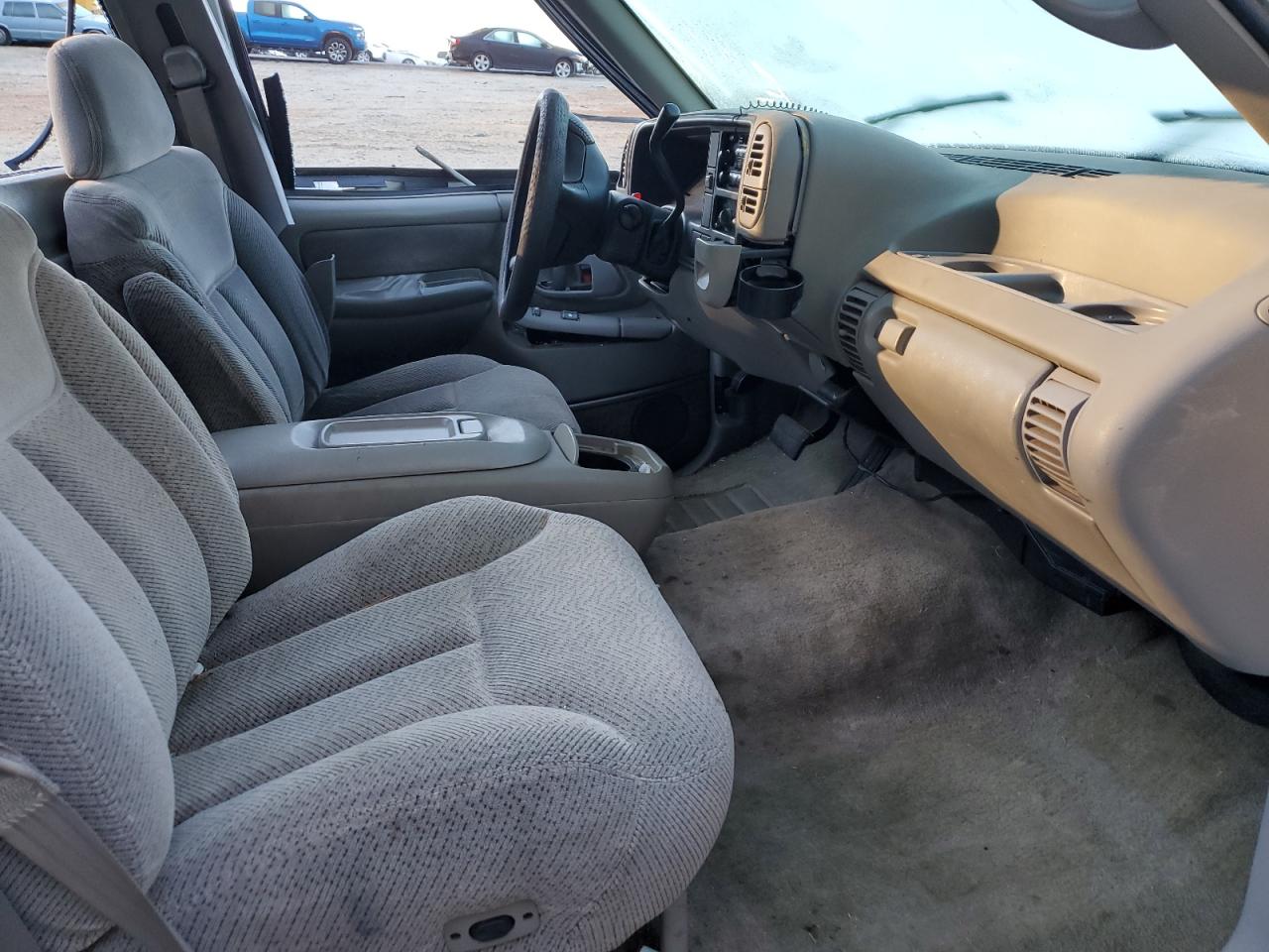 1996 Chevrolet Gmt-400 C1500 VIN: 1GCEC14MXTZ124468 Lot: 82597925