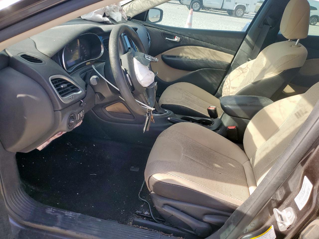 2015 Dodge Dart Sxt VIN: 1C3CDFBB9FD307031 Lot: 84932205