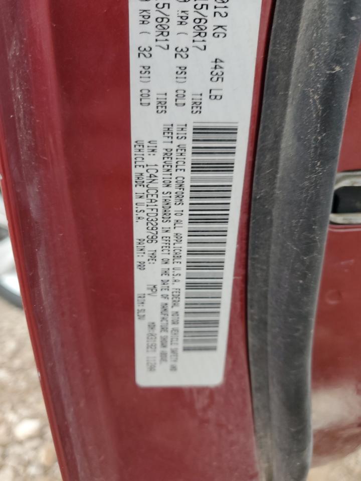 2015 Jeep Compass Latitude VIN: 1C4NJCEA1FD329796 Lot: 82392195