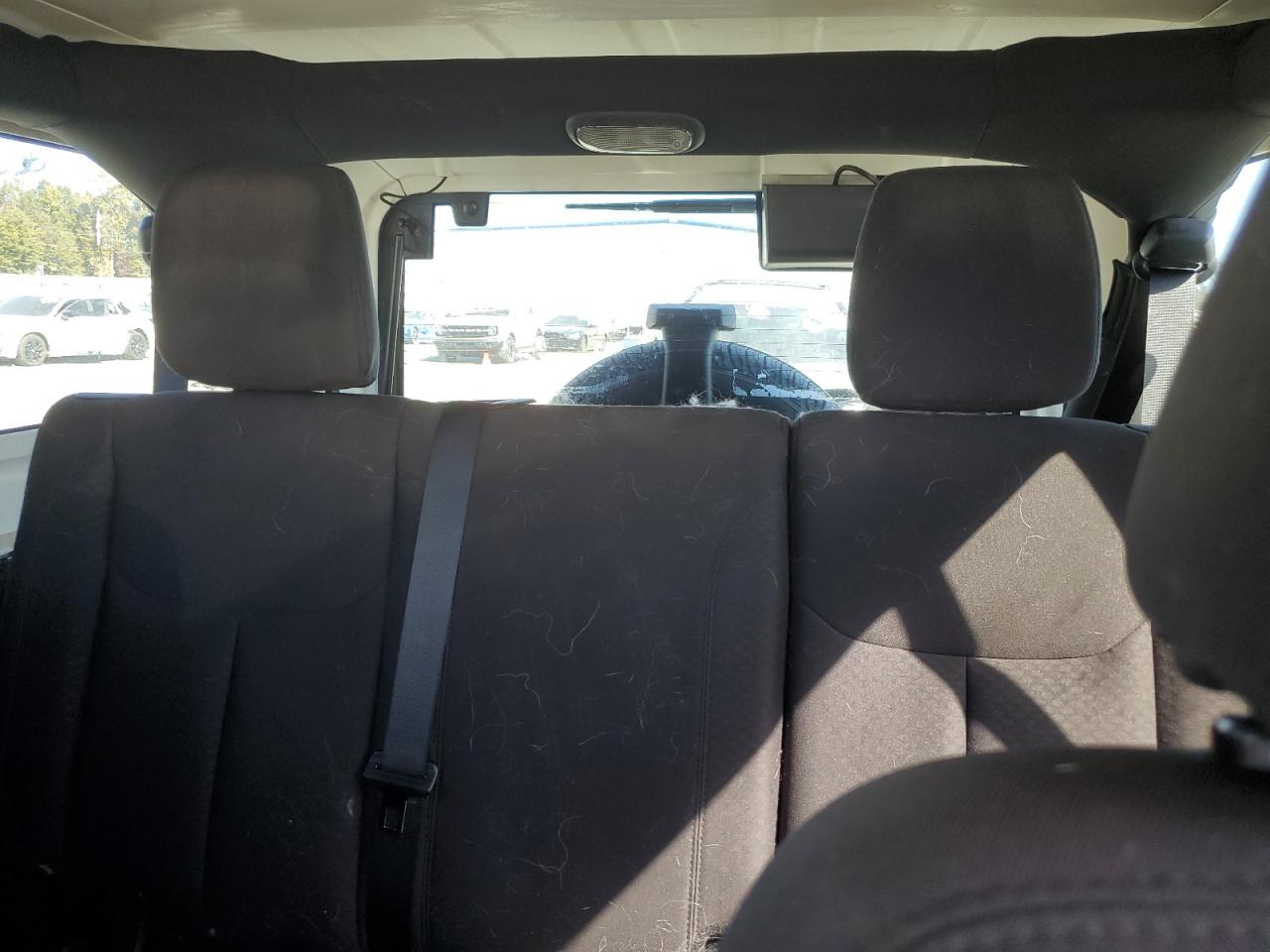 2015 Jeep Wrangler Unlimited Sport VIN: 1C4HJWDG7FL620619 Lot: 82568875