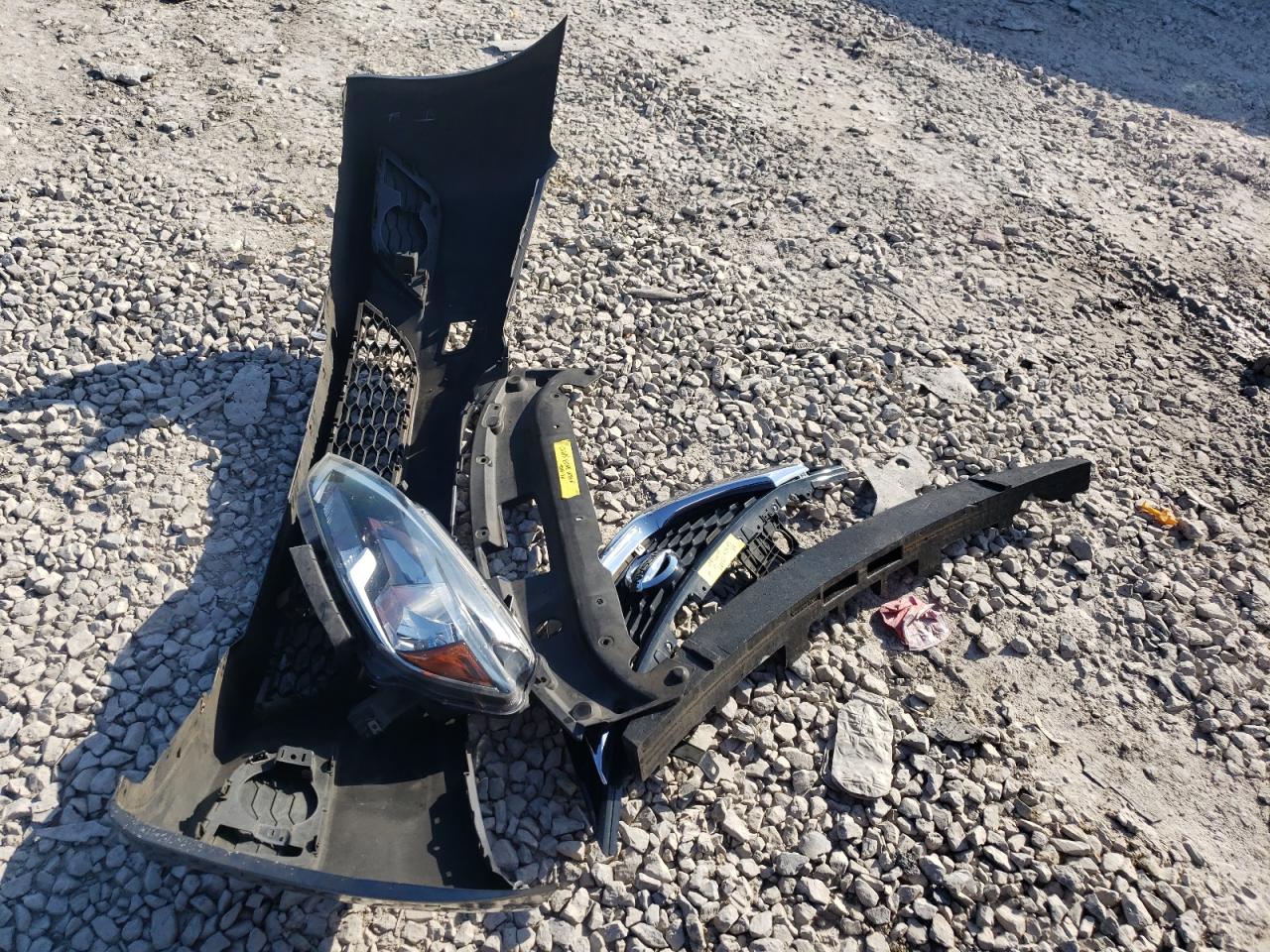 2016 Nissan Sentra S VIN: 3N1AB7AP4GL675739 Lot: 84779355