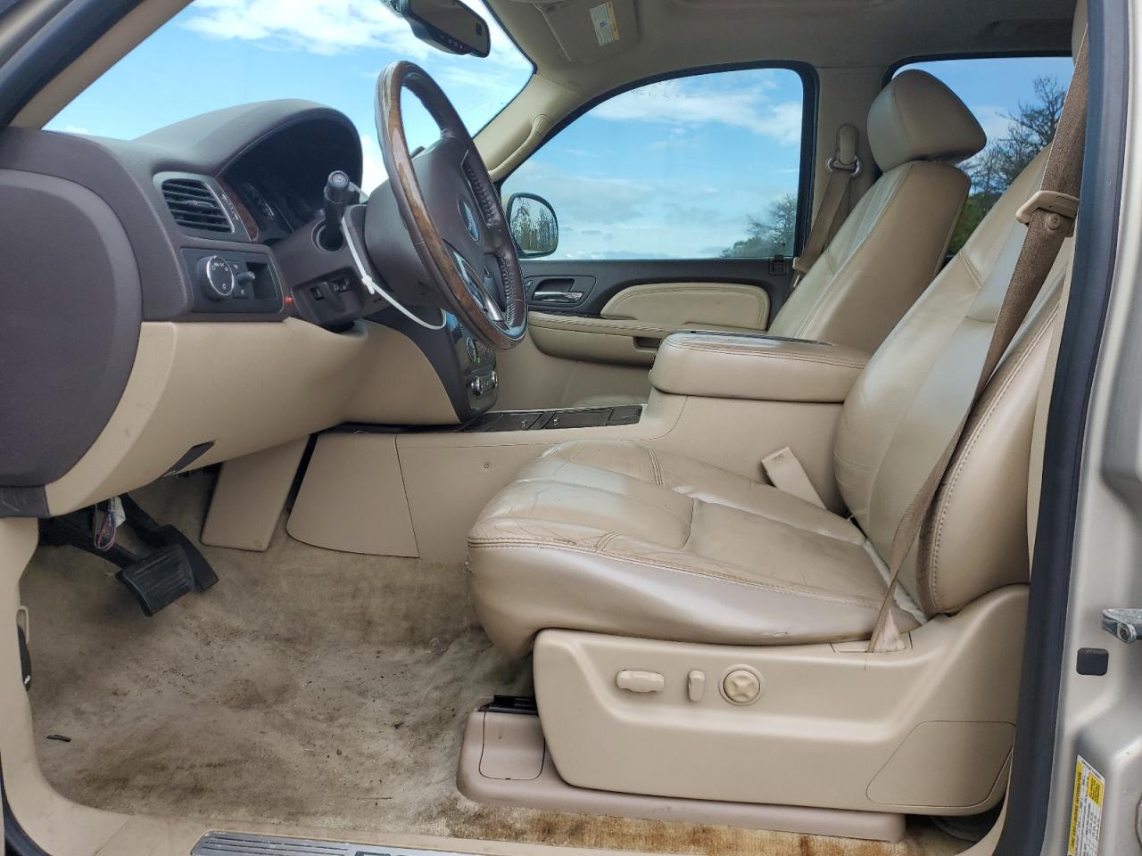 2007 GMC Yukon Denali VIN: 1GKFK63817J148384 Lot: 87027465