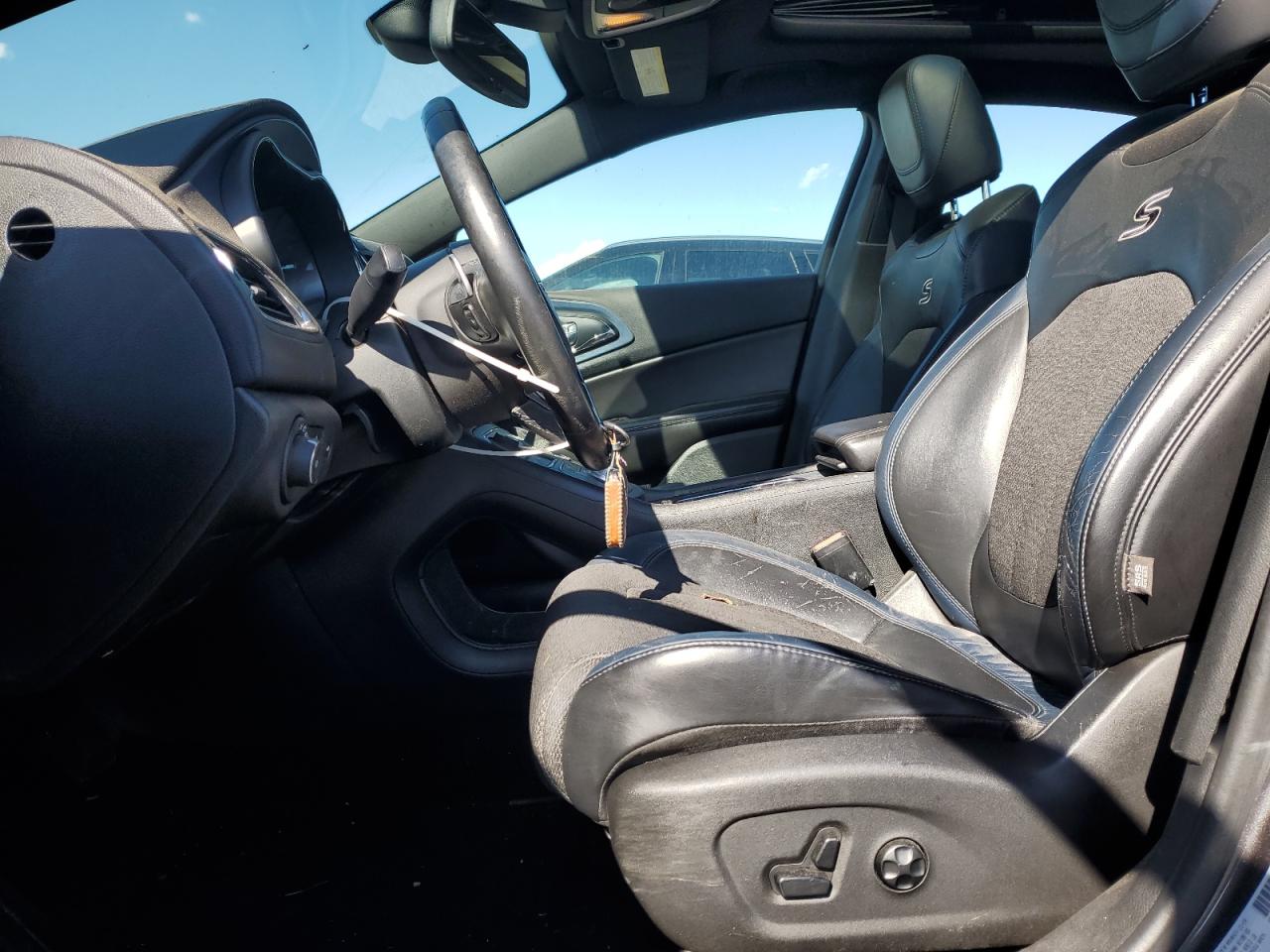 2015 Chrysler 200 S VIN: 1C3CCCBG9FN526434 Lot: 82130115