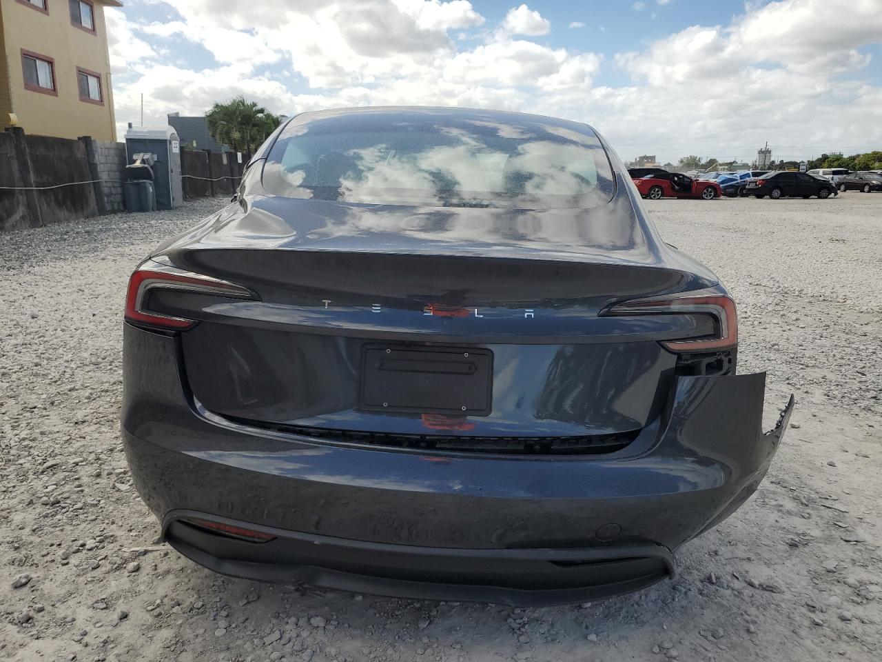 2025 Tesla Model 3 VIN: 5YJ3E1EA3SF037697 Lot: 86879665
