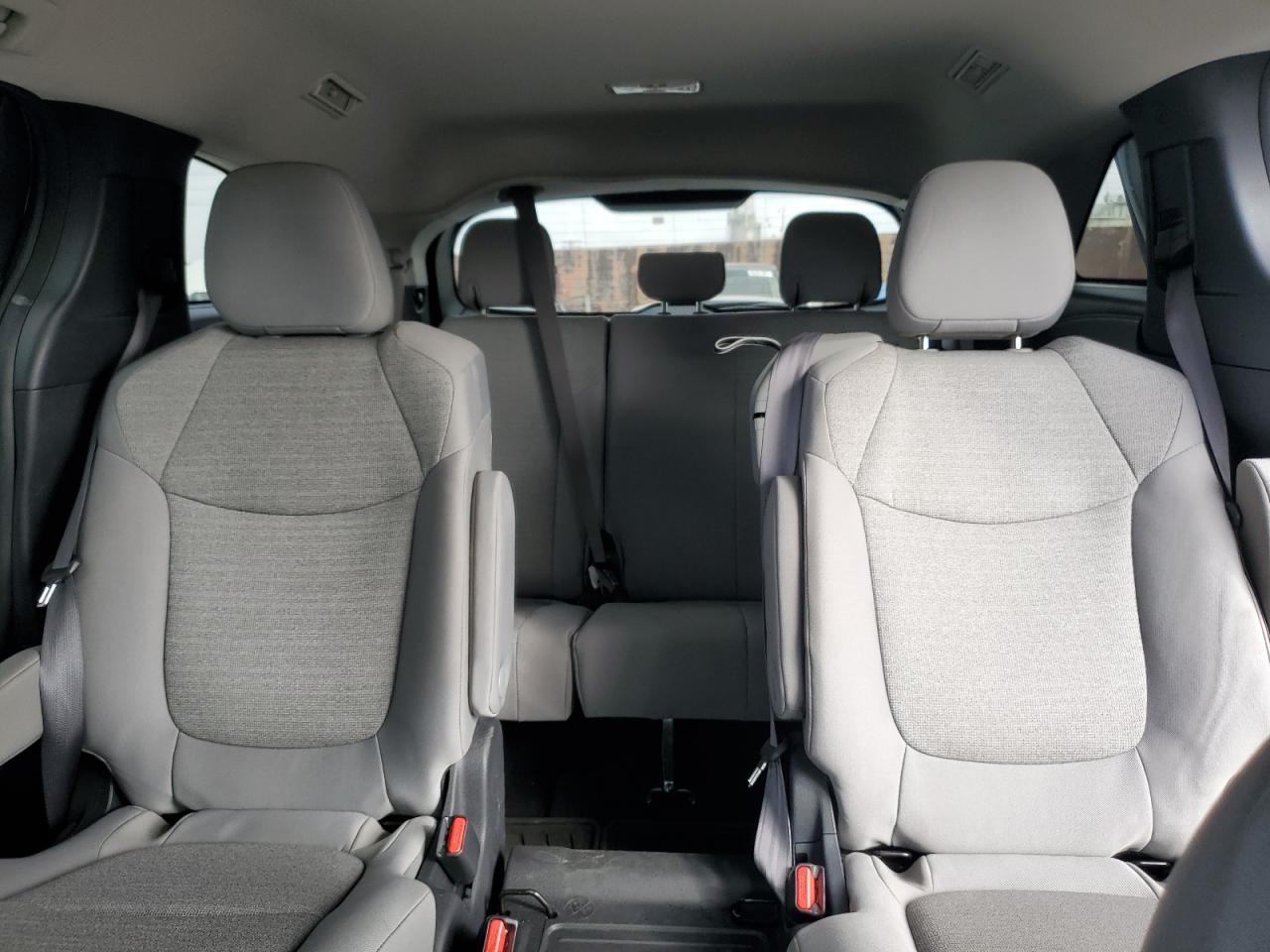 2025 Toyota Sienna Le VIN: 5TDBRKEC6SS263705 Lot: 86495365