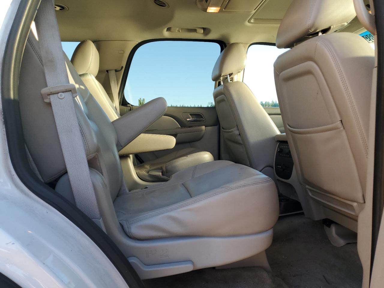 2011 Chevrolet Tahoe C1500 Ltz VIN: 1GNSCCE08BR353814 Lot: 89873285