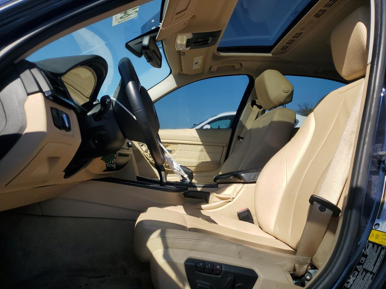 2014 BMW 335 Xi VIN: WBA3B9G51ENR91066 Lot: 84746075