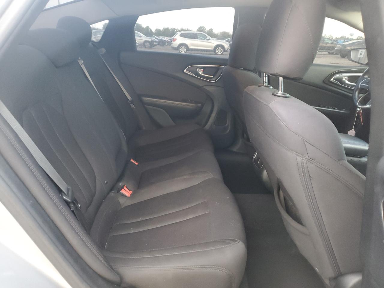 2015 Chrysler 200 Limited VIN: 1C3CCCAB9FN564087 Lot: 81936955