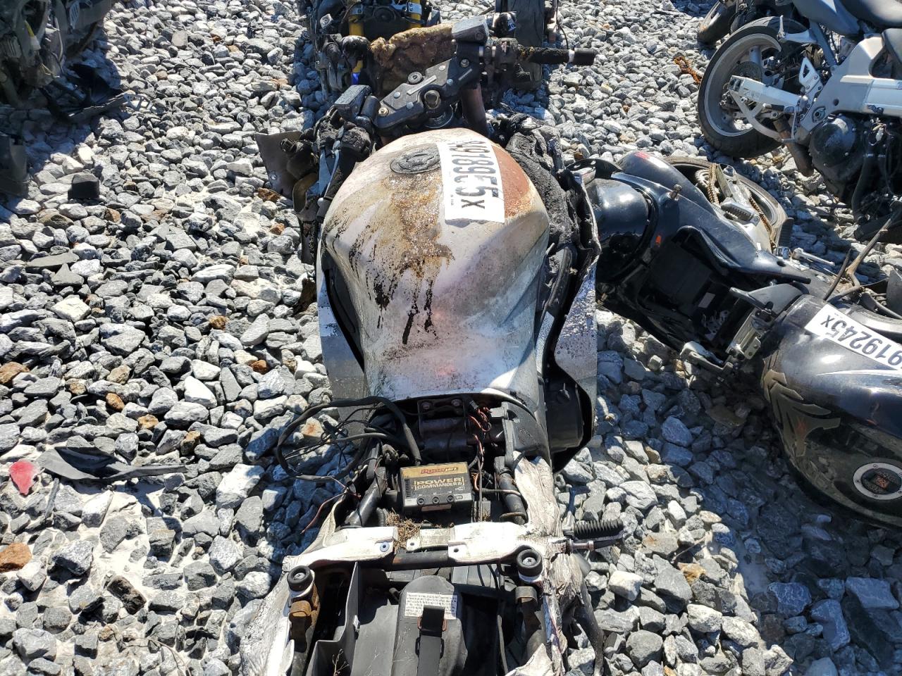 2006 Suzuki Gsx1300 R VIN: JS1GW71A562111454 Lot: 84918955