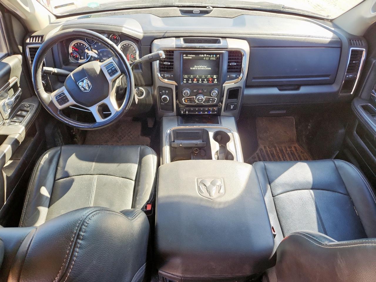 2018 Ram 2500 Laramie VIN: 3C6UR5NL6JG213370 Lot: 84389465