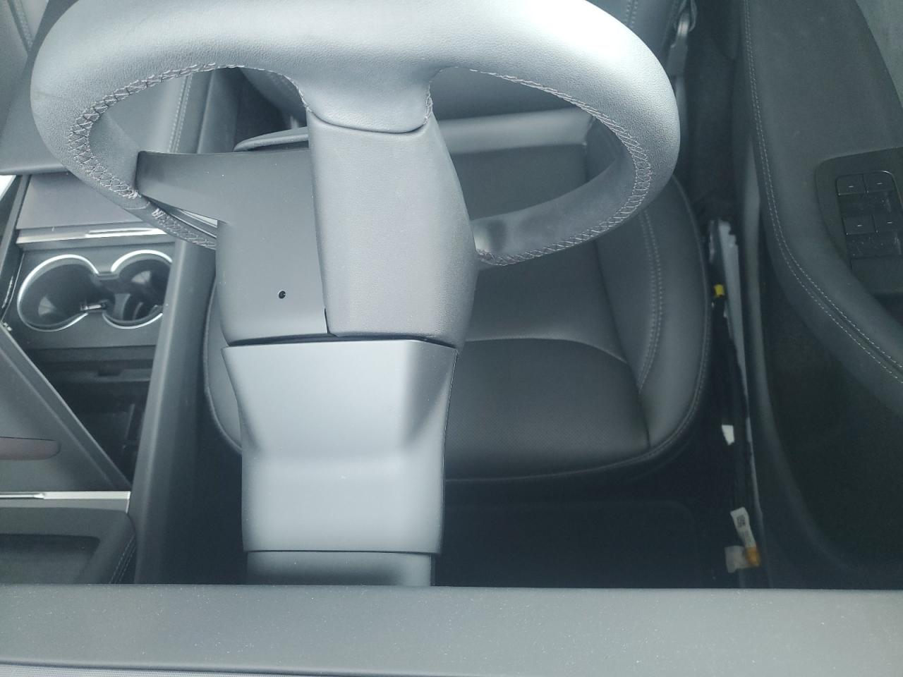 2025 Tesla Model 3 VIN: 5YJ3E1EB5SF890028 Lot: 84789045