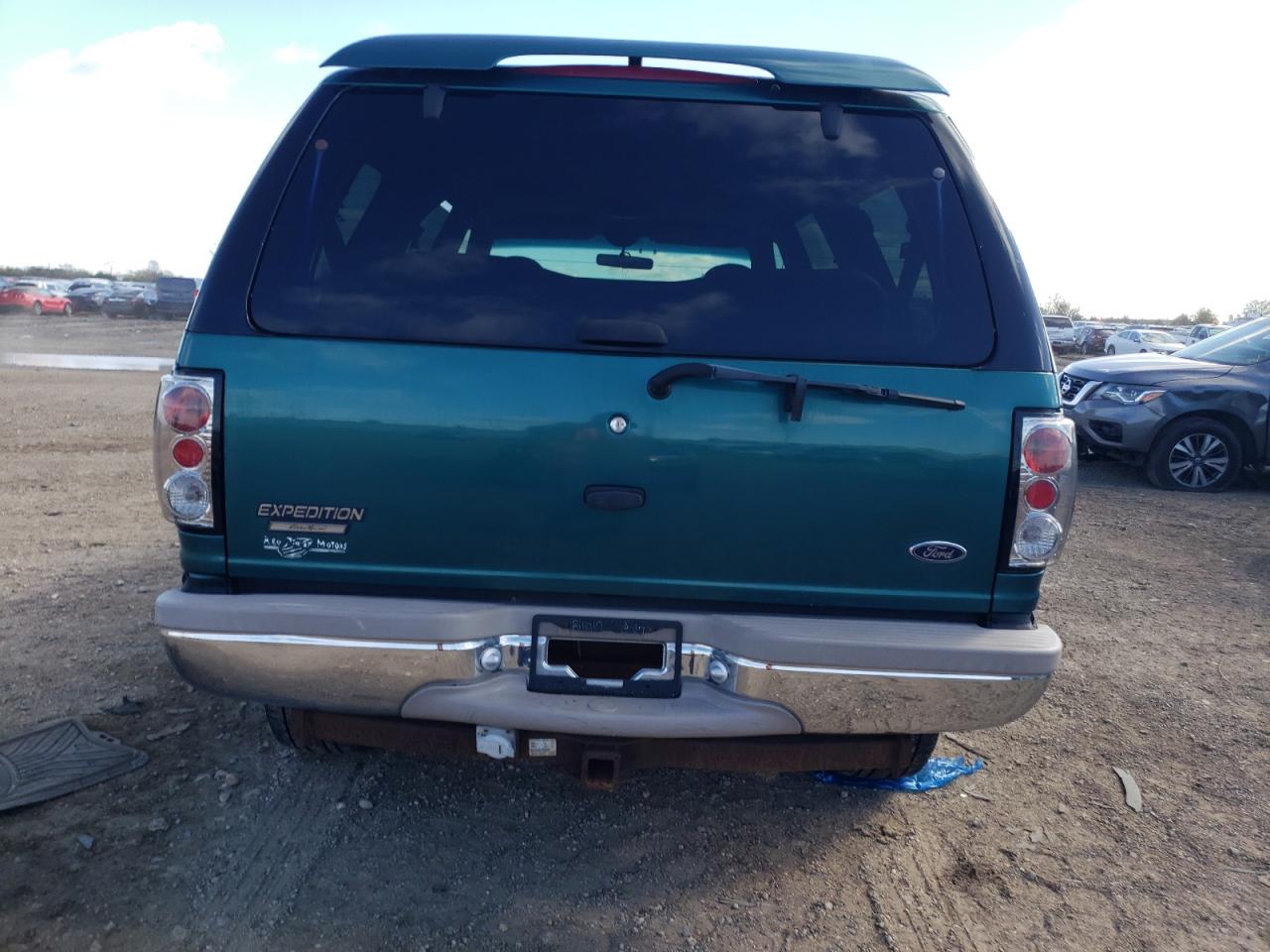 1998 Ford Expedition VIN: 1FMPU18L8WLC20044 Lot: 82717155