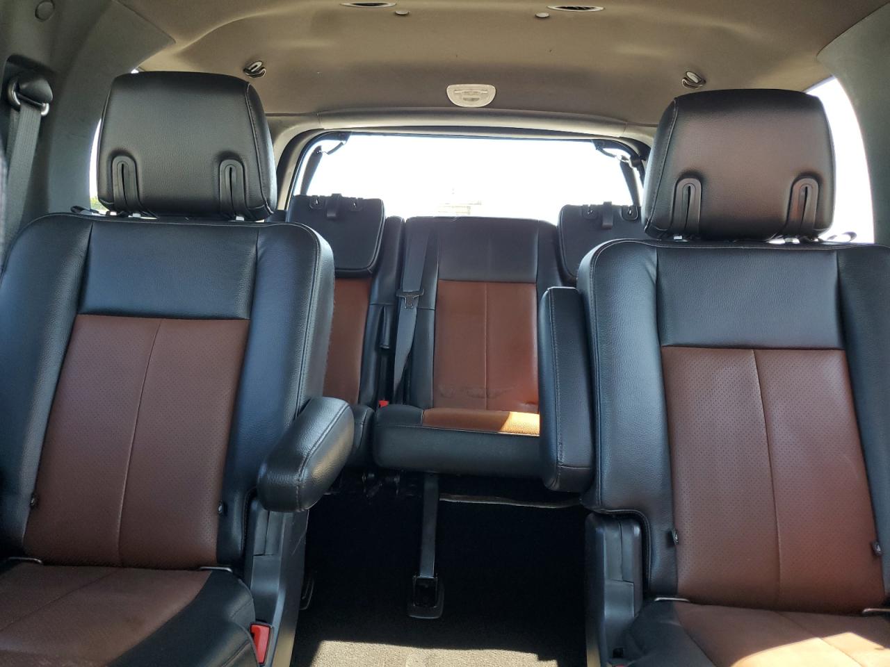 2007 Ford Expedition Limited VIN: 1FMFU20587LA87799 Lot: 84781845