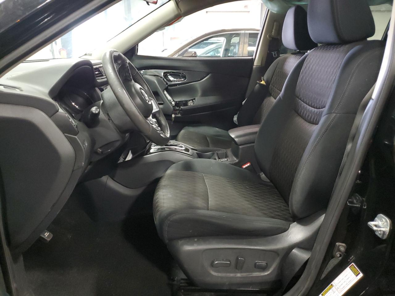 2017 Nissan Rogue Sv VIN: 5N1AT2MV6HC821509 Lot: 84628575